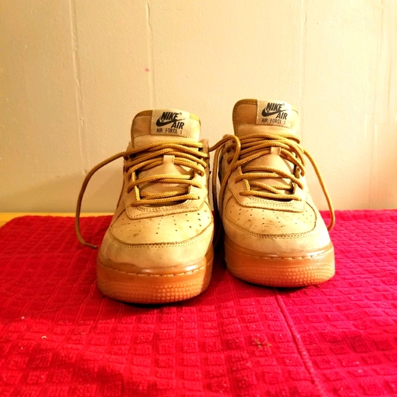 Nike - Picture 4 of 4